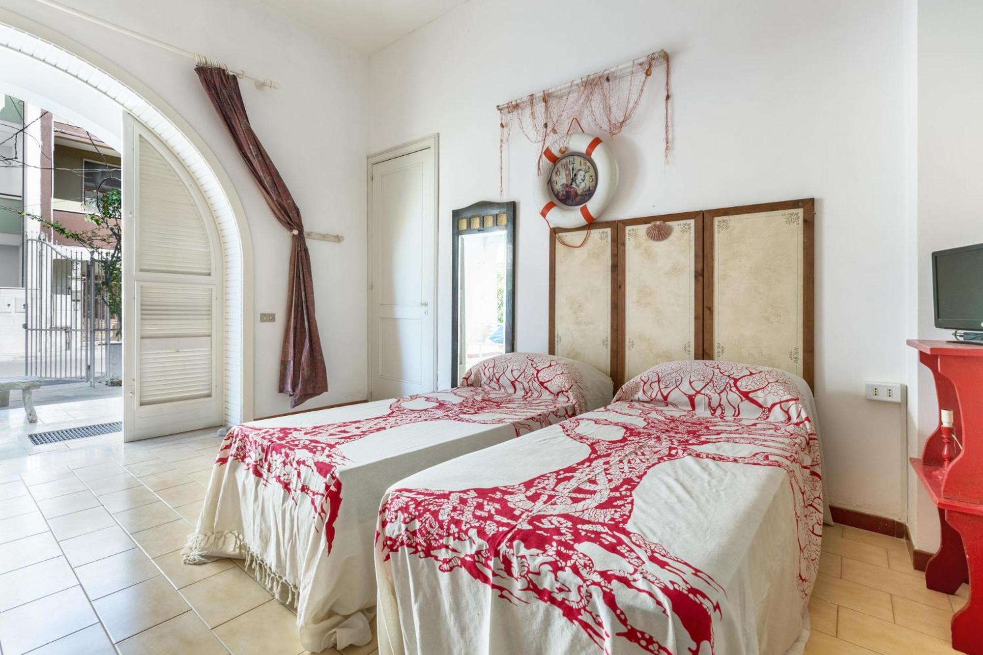 Villa Biancarosa By Barbarhouse Porto Cesareo Exterior foto