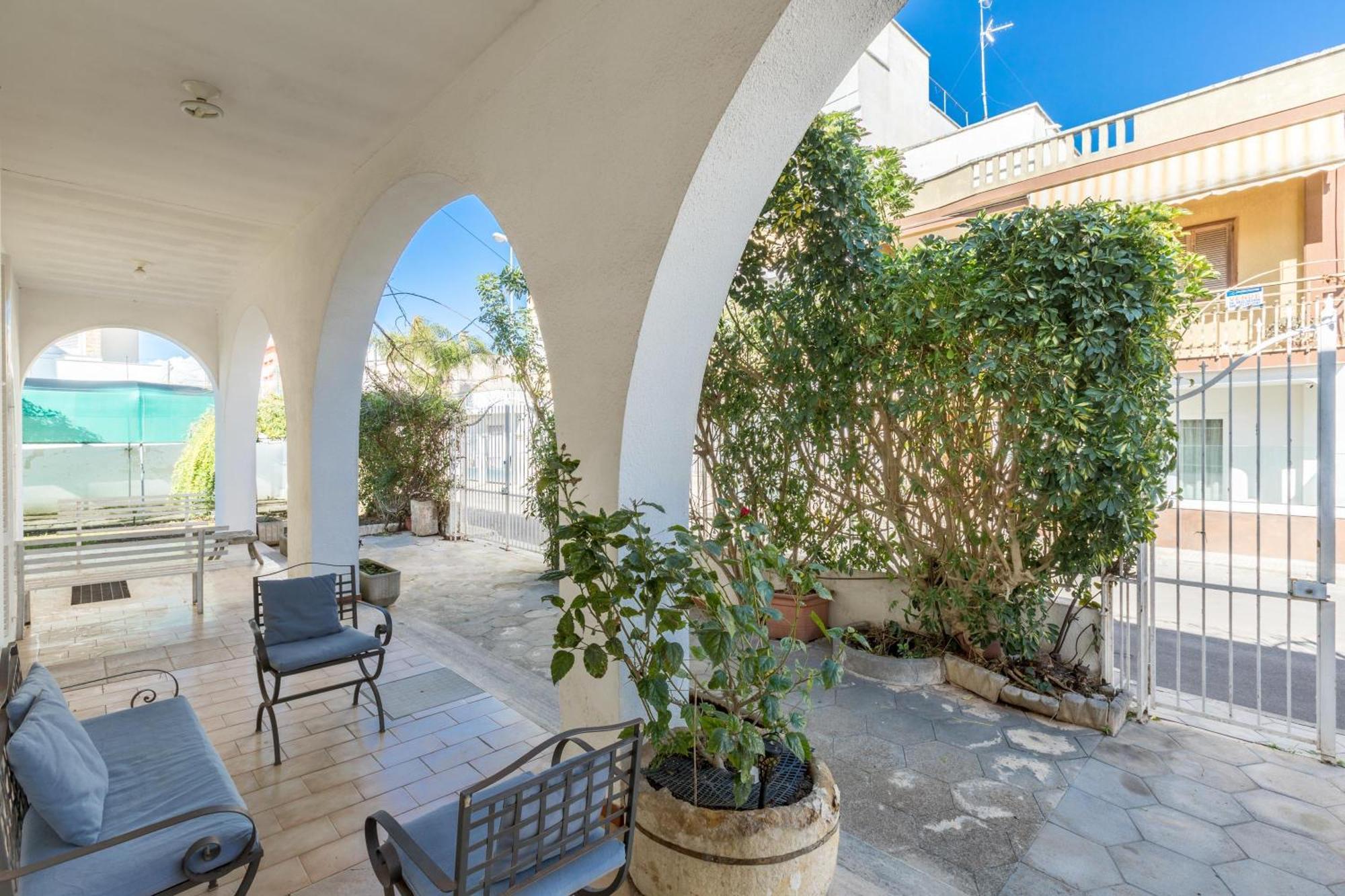 Villa Biancarosa By Barbarhouse Porto Cesareo Exterior foto